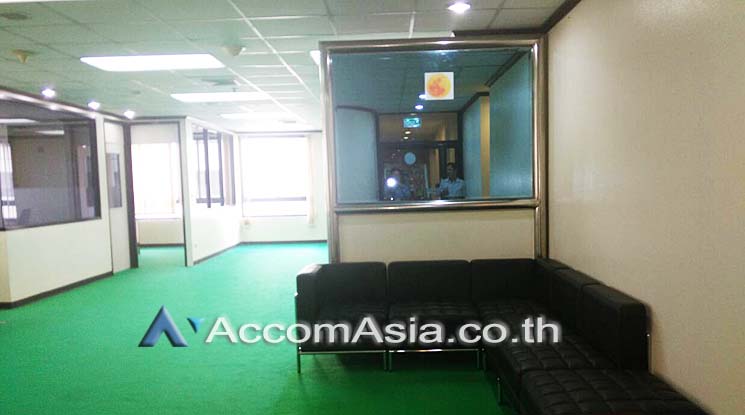 1  Office Space For Rent in Phaholyothin ,Bangkok MRT Chatuchak Park at Elephant Building AA14229